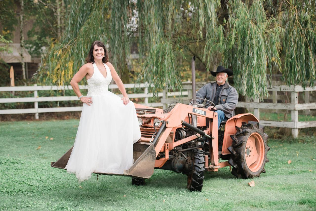 Lace halter wedding dress