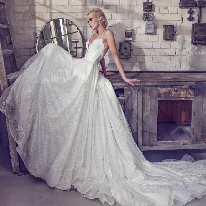 Pnina tornai wedding dress